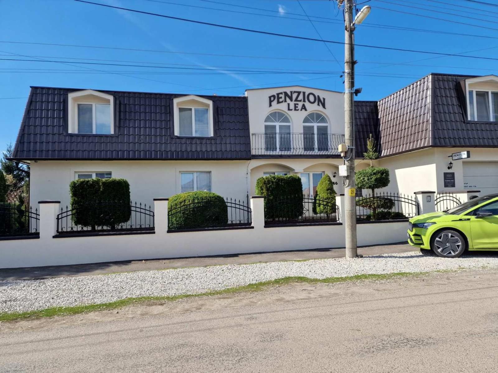 Penzion Lea Diakovce 외부 사진